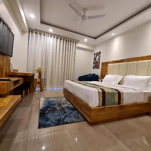 Golf View Sakura-golf Course Road Hotel Gurgaon